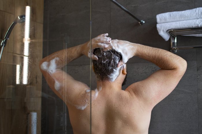 Ilustračný obrázok k článku HROZBA v hotelovej sprche! Hygienici varujú pred vodou: Môže byť NEBEZPEČNÁ