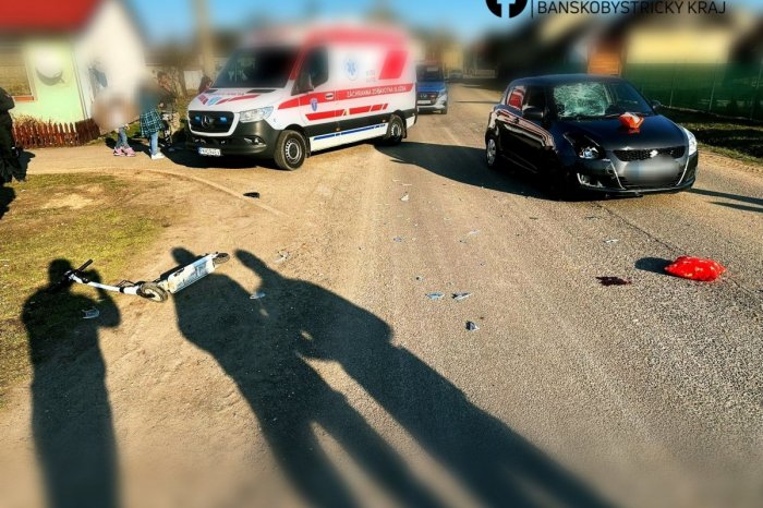 Ilustračný obrázok k článku DESIVÁ zrážka s KOLOBEŽKÁRKOU: Mladú ženu z miesta odviezol vrtuľník, FOTO