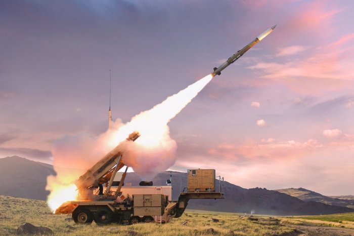 Ilustračný obrázok k článku Eurokomisár pre obranu VARUJE: Európa musí urýchlene ZVÝŠIŤ výrobu rakiet!