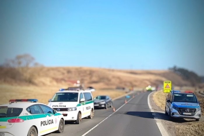 Ilustračný obrázok k článku TRAGICKÁ nehoda pri Podhoranoch: Muž po zrážke prišiel o život, kráčal po pravej strane