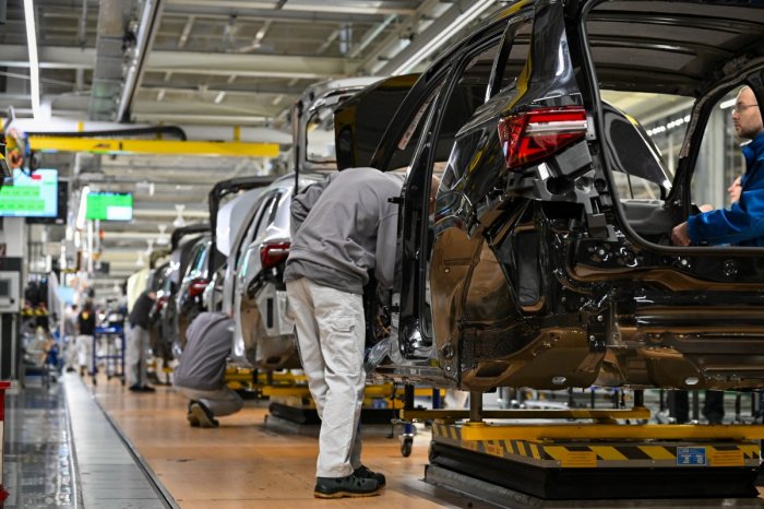 Ilustračný obrázok k článku Aký bol rok 2025 pre Volkswagen Slovakia? Z jeho liniek zišlo 337-TISÍC áut!