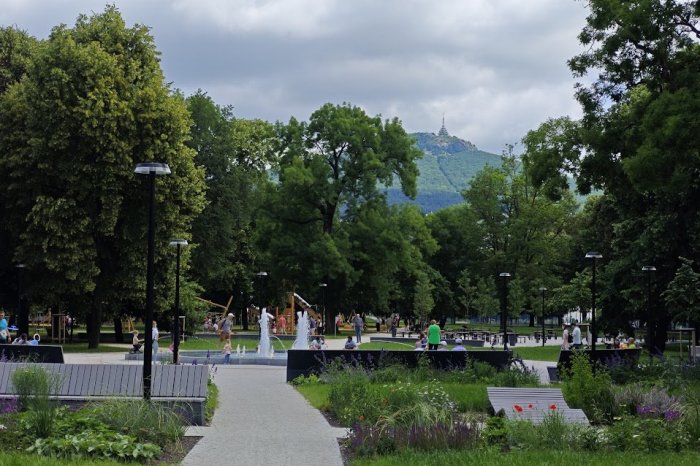 Ilustračný obrázok k článku Nitriansky park oslávi 2. narodeniny: Mesto hľadá predajcov! Zapojiť sa môžete aj VY