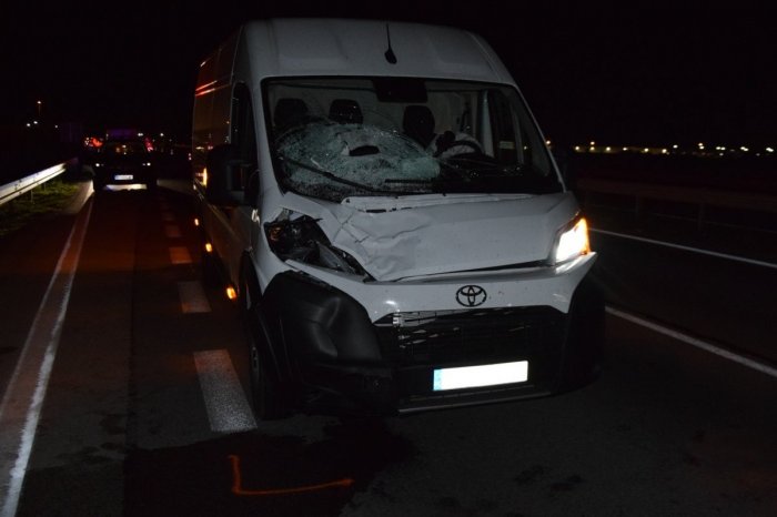 Ilustračný obrázok k článku TRAGÉDIA na diaľnici pri Trnave! Chodca (†56) ZRAZILA dodávka