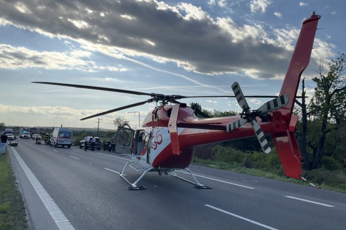 Ilustračný obrázok k článku VÁŽNA nehoda MOTOCYKLISTU s autom: Z opisu ZRANENÍ zamrazí, zasahovať musel VRTUĽNÍK