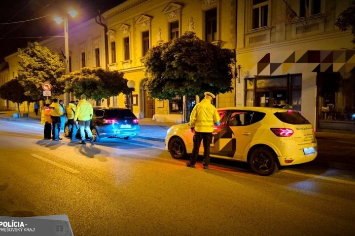Ilustračný obrázok k článku Taká razia tu už dávno nebola: Polícia vo veľkom kontrolovala taxislužby, zistila problémy