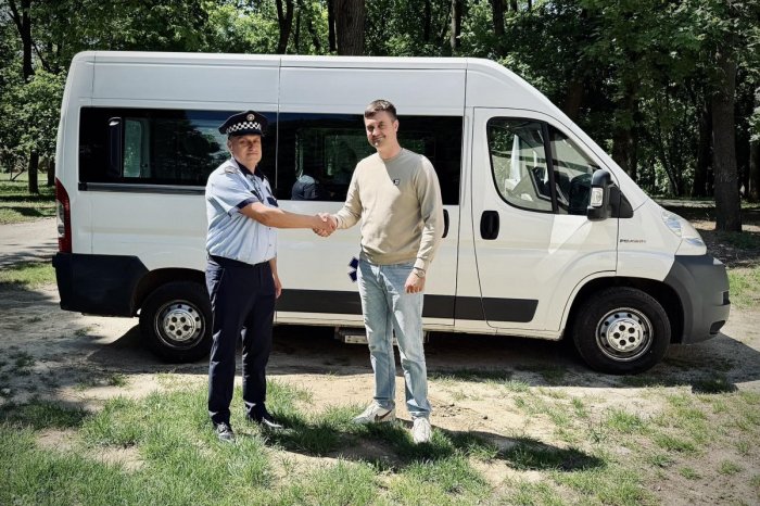 Ilustračný obrázok k článku Mestská polícia získala "posilu": Auto dostala darom, bude slúžiť kynológom