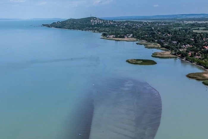 Ilustračný obrázok k článku Relax pri Balatone v OHROZENÍ? Situácia je KRITICKÁ: Hladina denne KLESÁ o centimetre