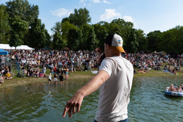 Ilustračný obrázok k článku Prichádza festival Senecké leto: Otvorí už 60. letnú sezónu na Slnečných jazerách