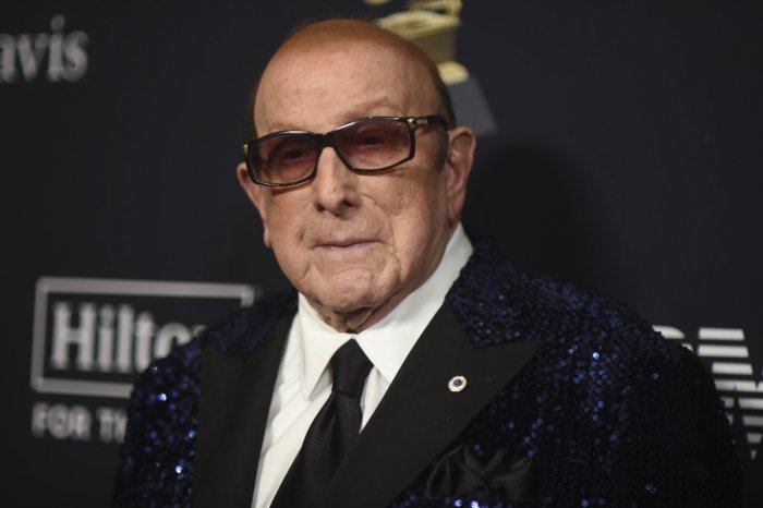 Ilustračný obrázok k článku ZOMREL uznávaný hudobník Clive Davis: Objavil Whitney Houston a desiatky ďalších hviezd