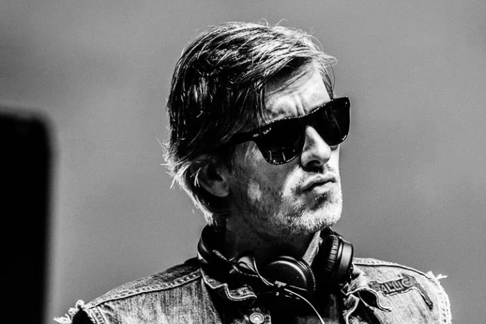 Ilustračný obrázok k článku Svet hudby prišiel o veľké meno: ZOMREL uznávaný DJ (†50)! Našli ho mŕtveho v dome
