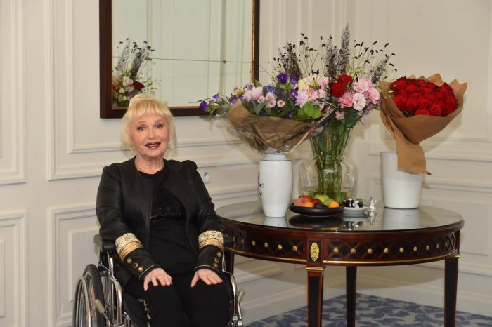 Ilustračný obrázok k článku Slovensko nemá lepšiu speváčku, jej hlas sa stal súčasťou dejín: Marika Gombitová má 70