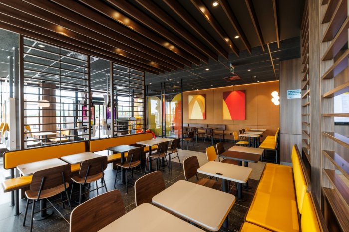 Ilustračný obrázok k článku McDonald’s otvára novú reštauráciu pri obci Lúka. Motoristom ponúkne pohodlnú zastávku pri diaľnici D1