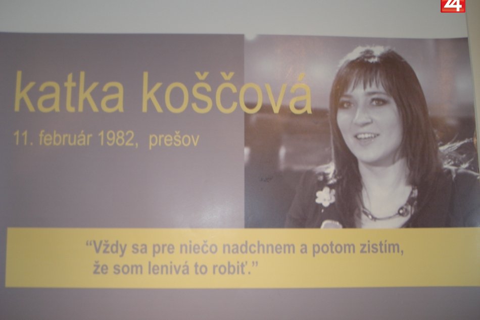 Spevaci v skolskych laviciach