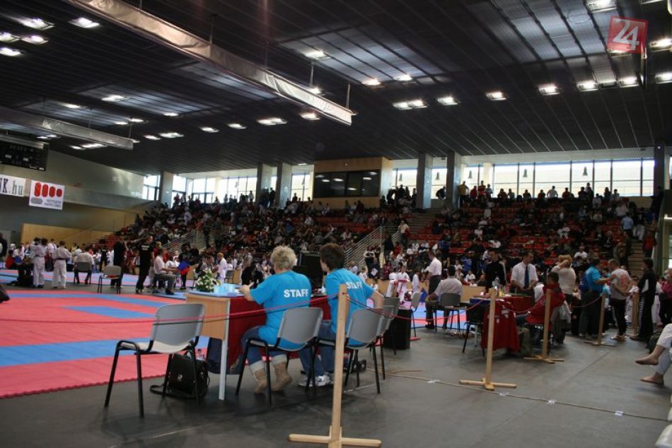 karatisti v Madarsku