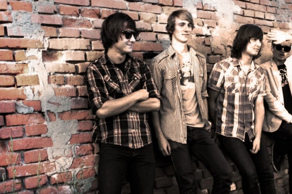 ZA - kapela Two sides