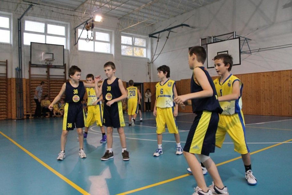 BASKETBAL: Žiarski starší mini a žiaci v posledných zápasoch