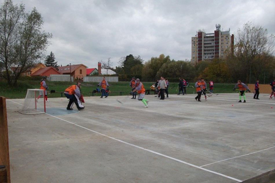 nové ihrisko hokejbalistov