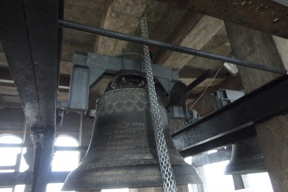 Posvätenie chrámu a zvonov v evanjelickom kostole v Revúcej