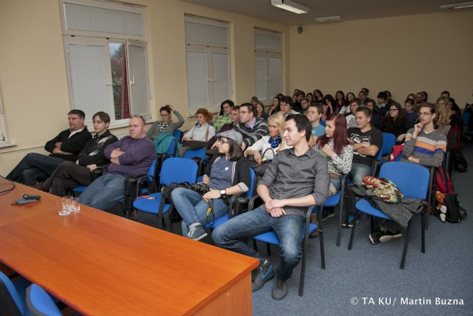 Film je dobrý len vtedy, keď začne nudiť a iritovať