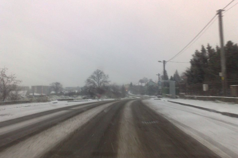 Nitru zastihlo sneženie