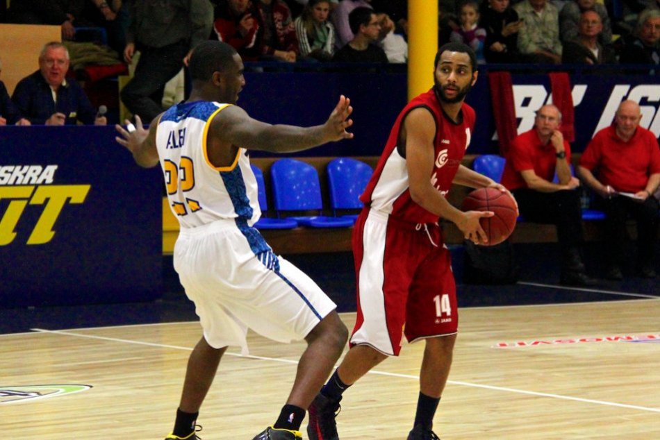 BK Iskra Svit - MBK Rieker Komárno 86:89