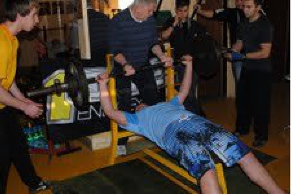 Mikulášsky tlak na lavičke