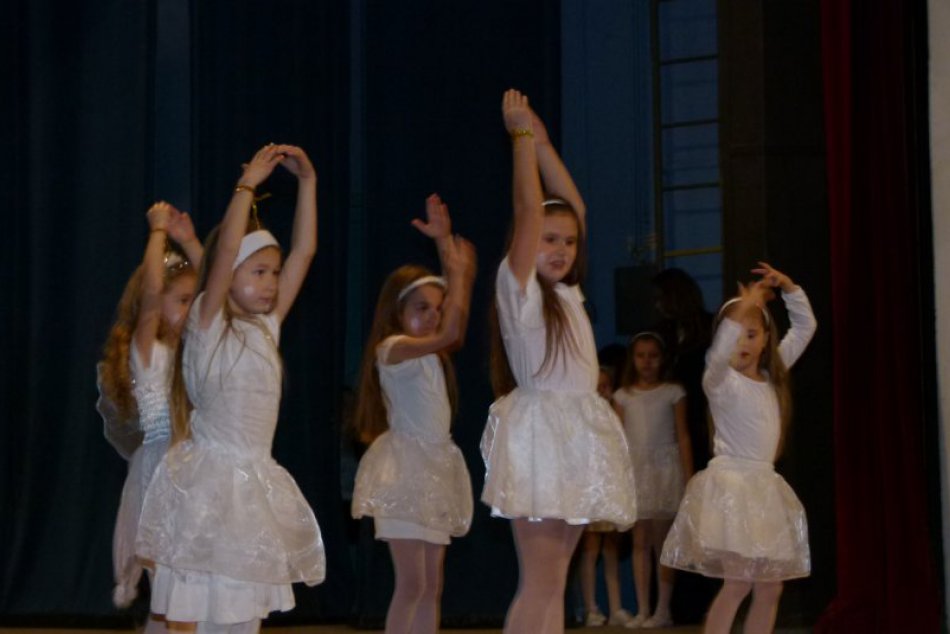 Benefičný koncert Ľudia ľudom