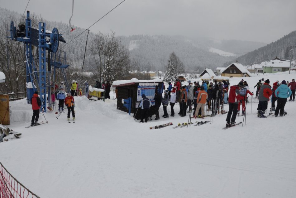 Snežný hrad Dedinky