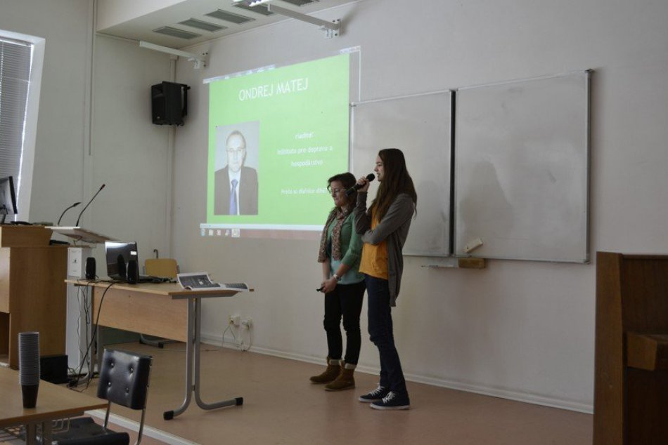 OBRAZOM: Nadané deti prednášali vysokoškolákom