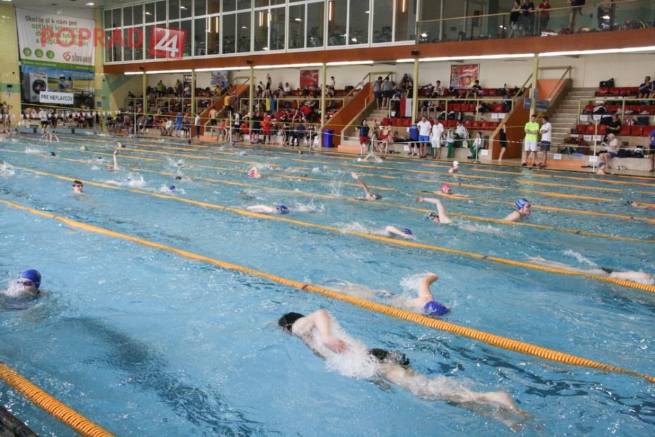 Plavecký sviatok v AquaCity. Pretekať prišla aj majsterka Európy