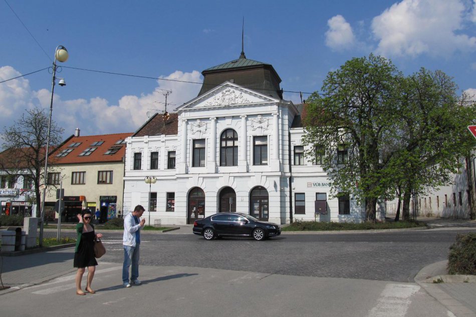 Centrum mesta býva v nedeľu prázdne: Kde sú všetci Zlatomoravčania?