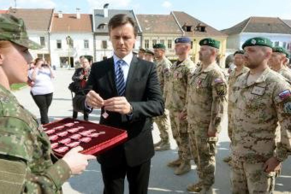 V Rožňave odovzdali medaile vojakom, ktorí pôsobili v Afganistane
