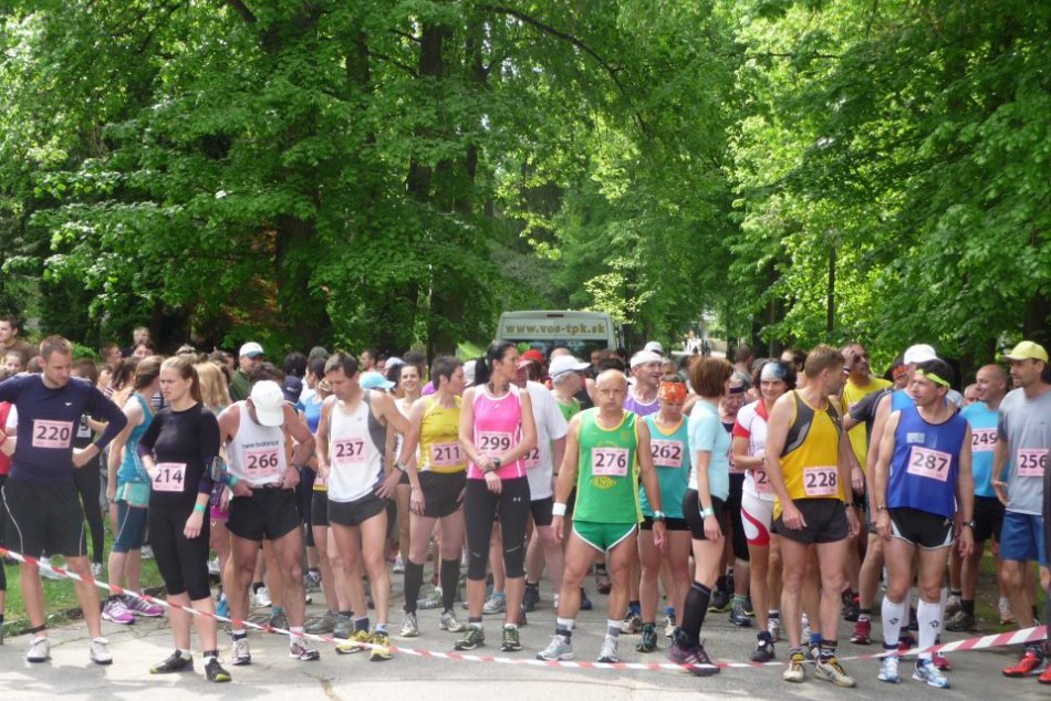 Včera sa bežalo Sliačskym chotárom: Akcia a aj počasie vyšli na jednotku