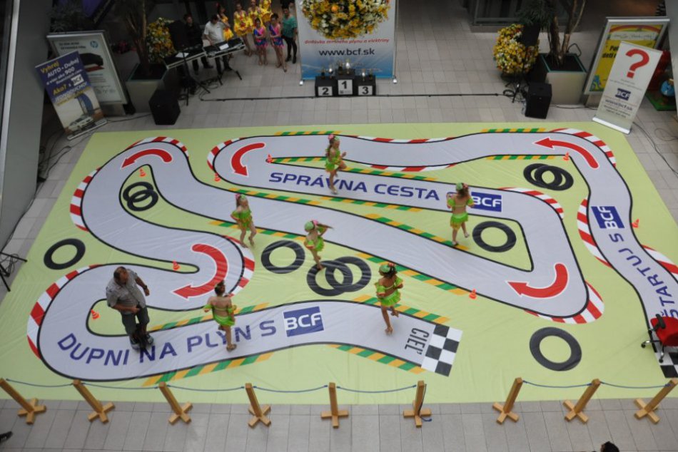 Stoličkové preteky v Bystrici
