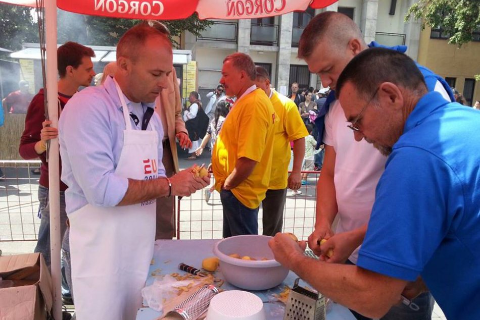 Majstrovstvá Novohradu vo varení halušiek