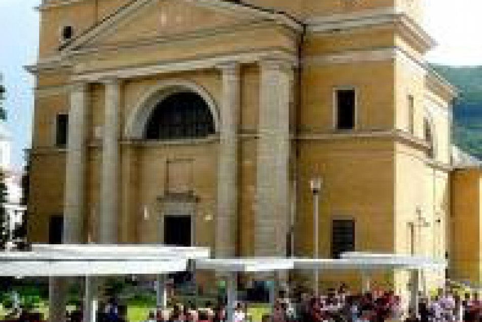 Odhalenie Stĺpu priateľstva v Jelšave