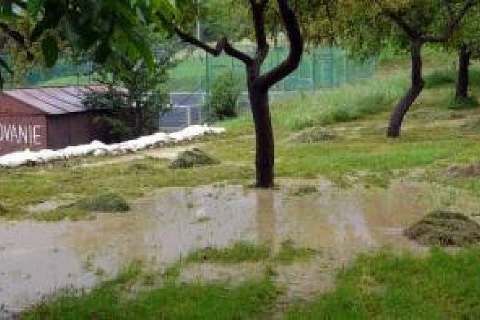 Búrka 10.6. 2013 Jelšava a Lubeník