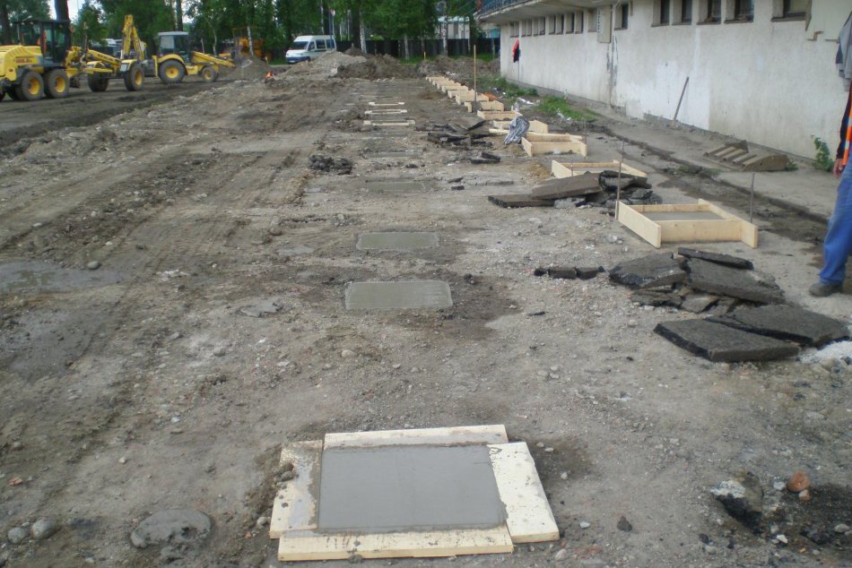 Na stavenisku NTC je rušno. Bude štadión stáť do jesene?