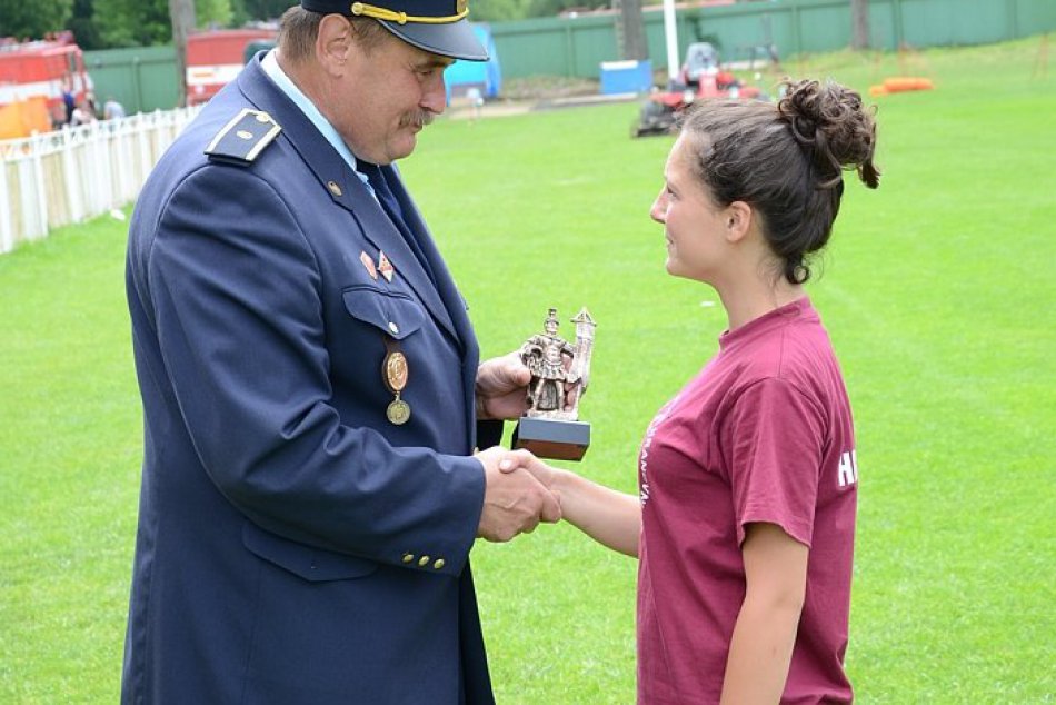 Dobrovoľní hasiči pretekali v okresnej súťaži. Kto postúpil na kraj?