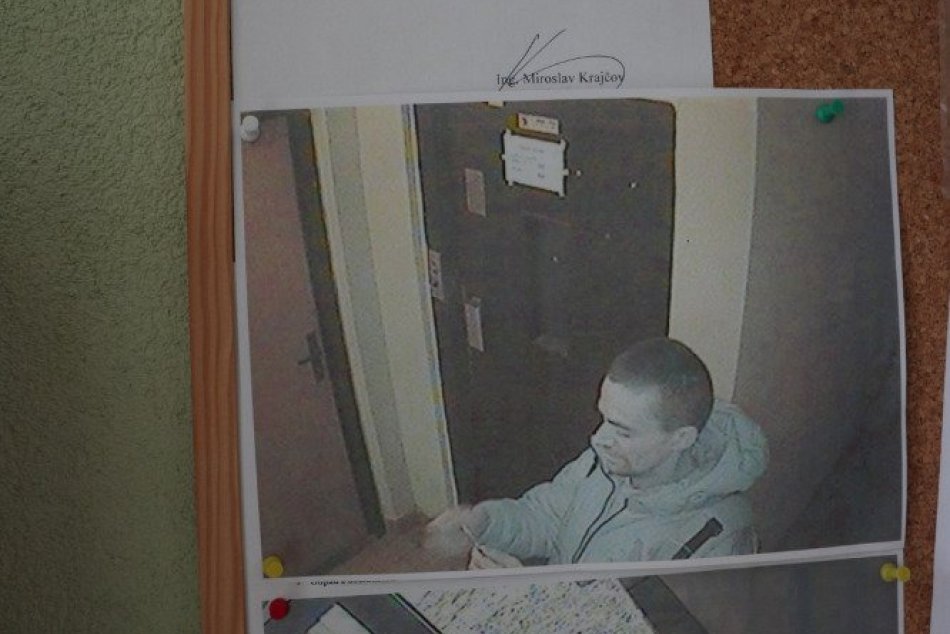 V paneláku nainštalovali kamery, zavládol pokoj