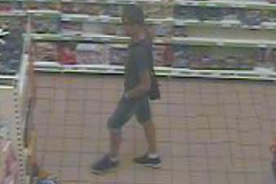 Podozrivý muž v Prešovskom obchodnom centre