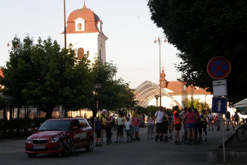 Inline jazda ulicami Brezna