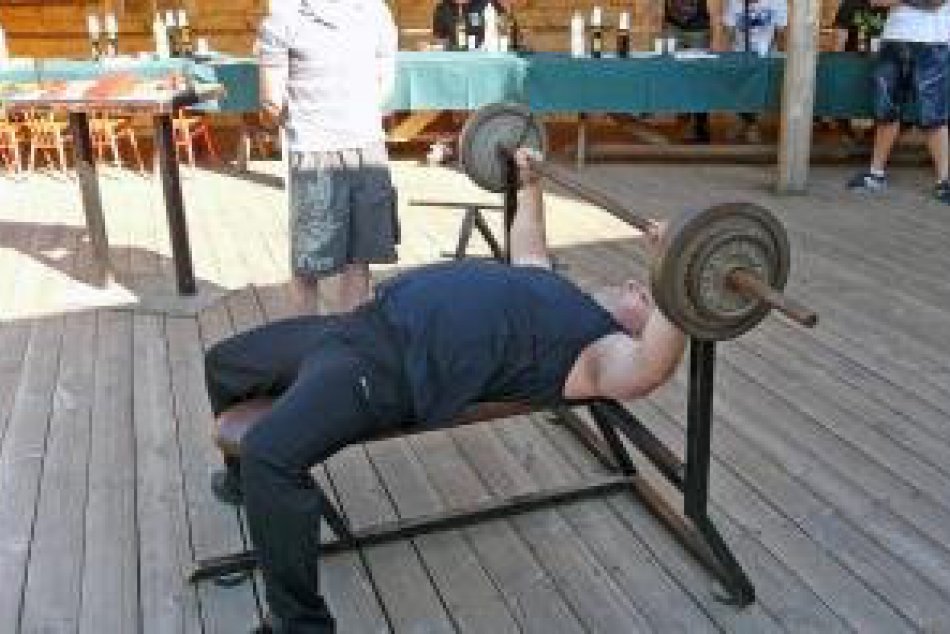 Slovák dostal v thaiboxerskom zápase KO: Diváci bojovali o pohár Majtra Horehron