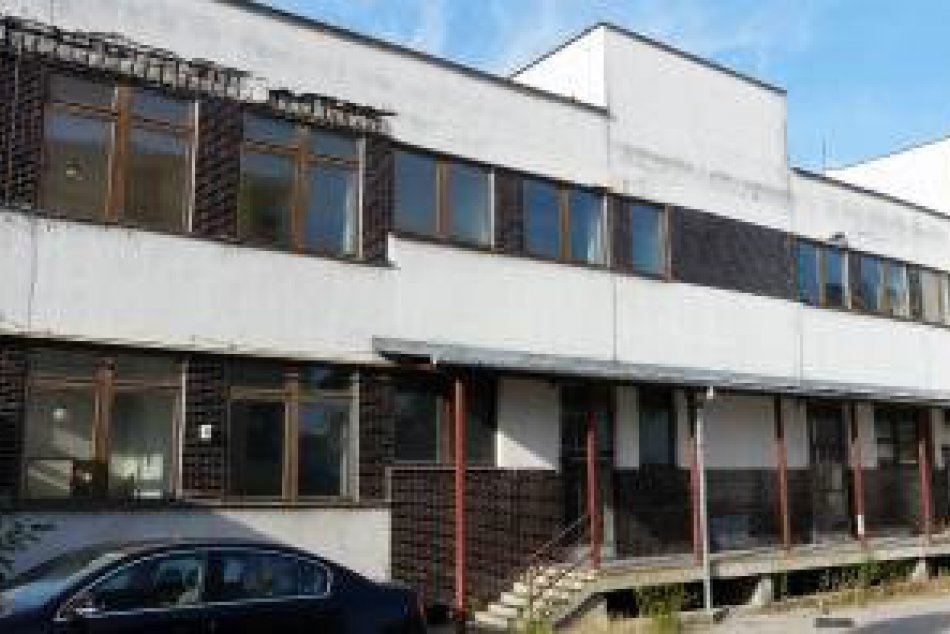 Mesto predalo Oravu, bude tam čínsky obchodný dom