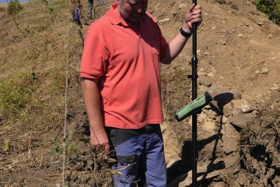 V zaniknutej osade Šoldov pracujú archeológovia. Chcú zistiť pôvod kostola