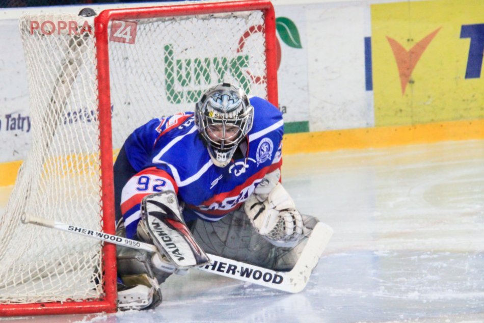 Graz bez prehry. V zápase proti Popradu nechýbali ani pästné súboje