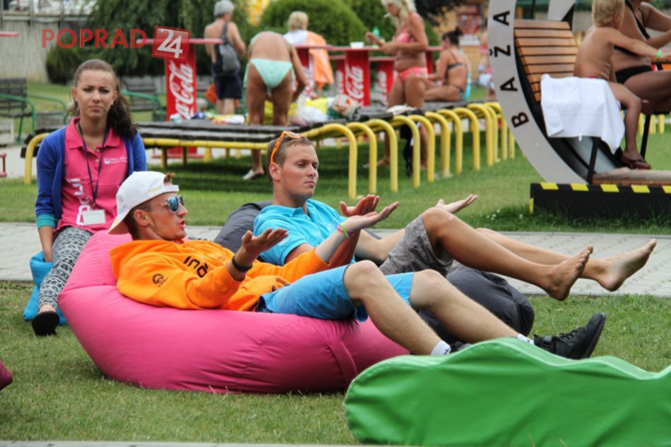 Dominika Mirgová, Ladylicious & Jumbochicks