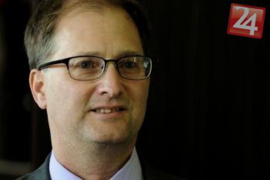 Vo Svite sa stretli absolventi Baťovej školy práce. Pozrieť sa prišiel aj Baťov 