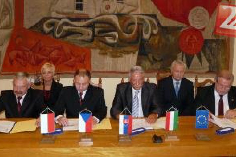 Samospráva Tisovca uzatvorila medzinárodnú zmluvu o spolupráci