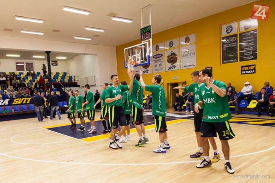 Iskra zabojovala hneď od úvodu. Handlovej nedala žiadnu šancu